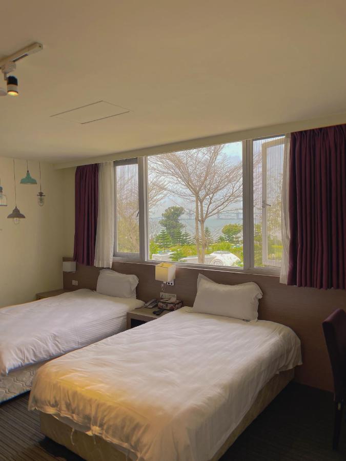 Breeze And Waves Hostel Jinning Экстерьер фото