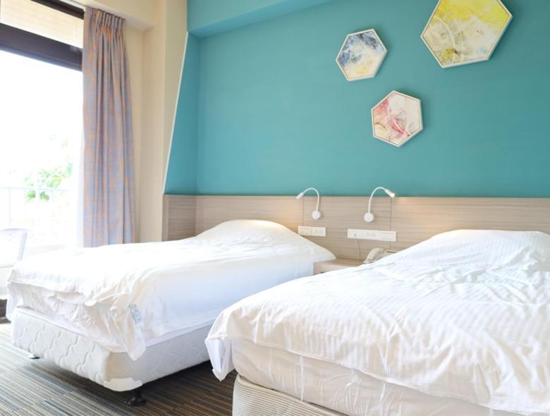 Breeze And Waves Hostel Jinning Экстерьер фото