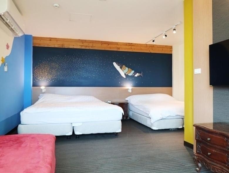 Breeze And Waves Hostel Jinning Экстерьер фото