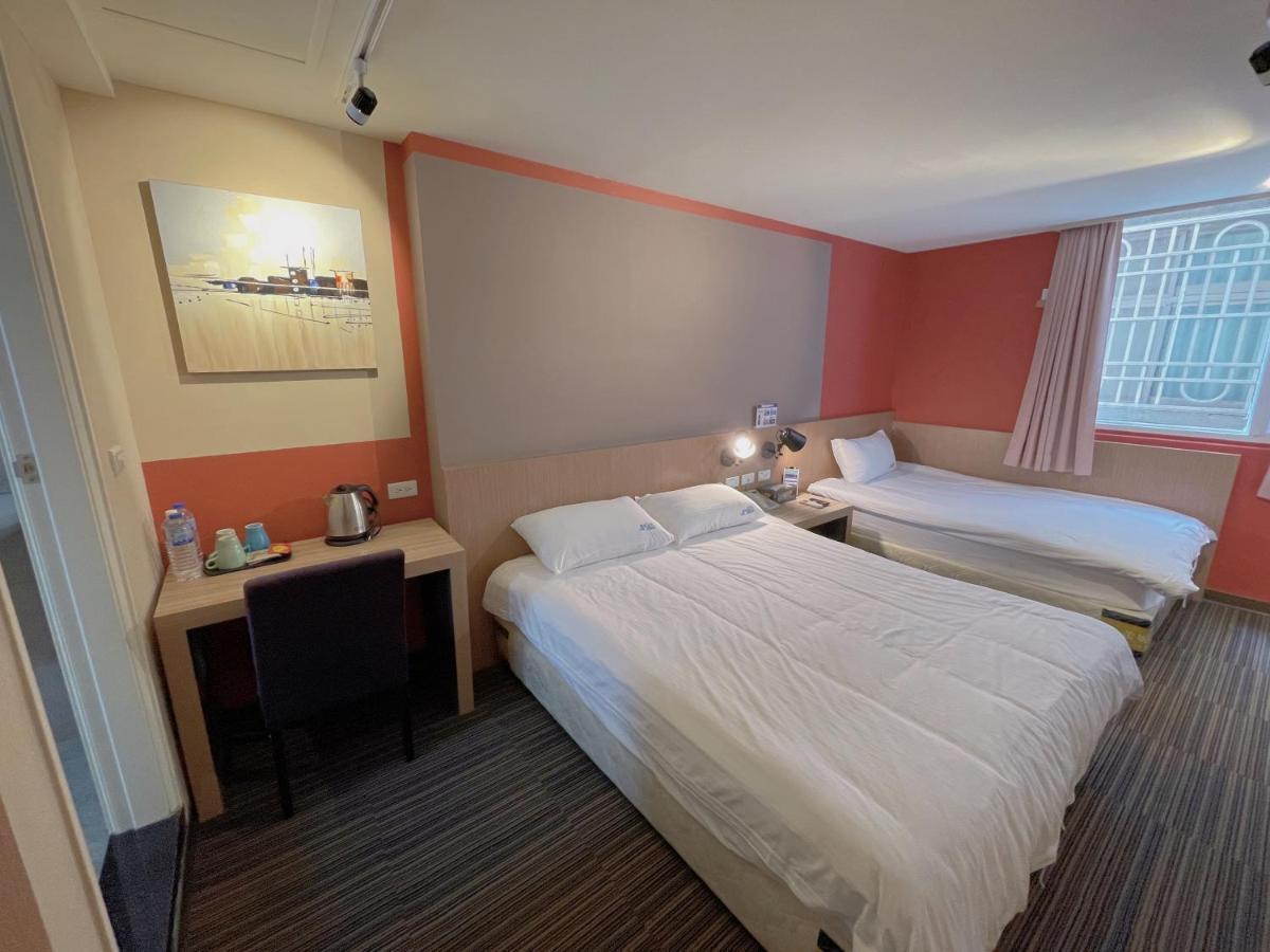 Breeze And Waves Hostel Jinning Экстерьер фото