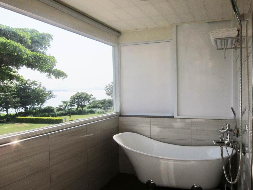 Breeze And Waves Hostel Jinning Экстерьер фото